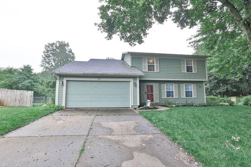 923 Handfield Ct, Fairborn, OH, 45324-6329 | Card Image