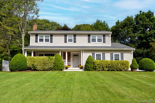 12 Foxdale Ct, Huntingtn Sta, NY, 11746-1100 | Card Image