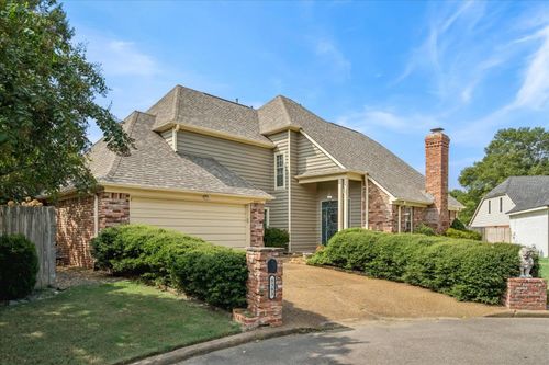 8383 Rochester Cv, Germantown, TN, 38139-3255 | Card Image