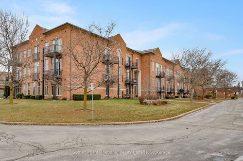 219-262 Dundas St E, Hamilton, ON, L8B1A9 | Card Image