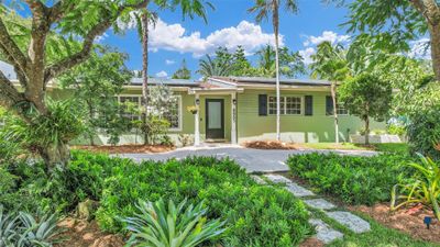 8865 Sw 171st St, House other with 3 bedrooms, 2 bathrooms and null parking in Palmetto Bay FL | Image 2