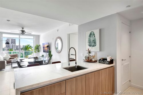 504-401 N Birch Rd, Fort Lauderdale, FL, 33304-4254 | Card Image