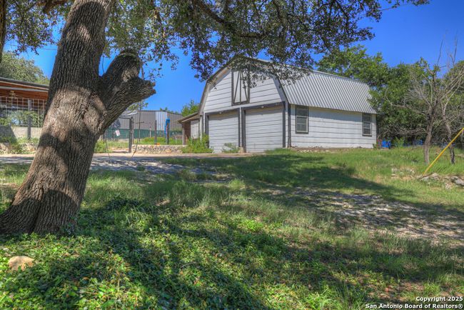 500 Line Camp Loop, House other with 3 bedrooms, 3 bathrooms and null parking in Spring Branch TX | Image 5