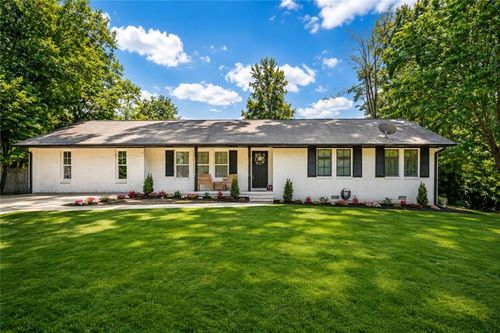 150 Sims St, Winder, GA, 30680-1550 | Card Image