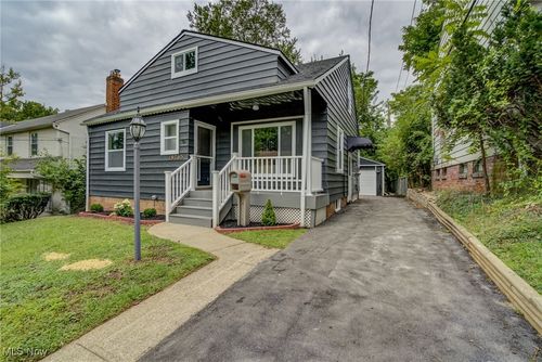 19765 Maple Heights Blvd, Maple Heights, OH, 44137-1862 | Card Image