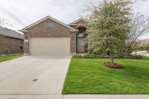 9125 Highland Orchard Dr, Fort Worth, TX, 76179-8130 | Card Image