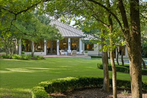 2801 Regents Park, Austin, TX, 78746-7619 | Card Image