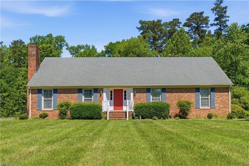 104 Pine Ave Avenue, Franklin, VA, 23851 | Card Image
