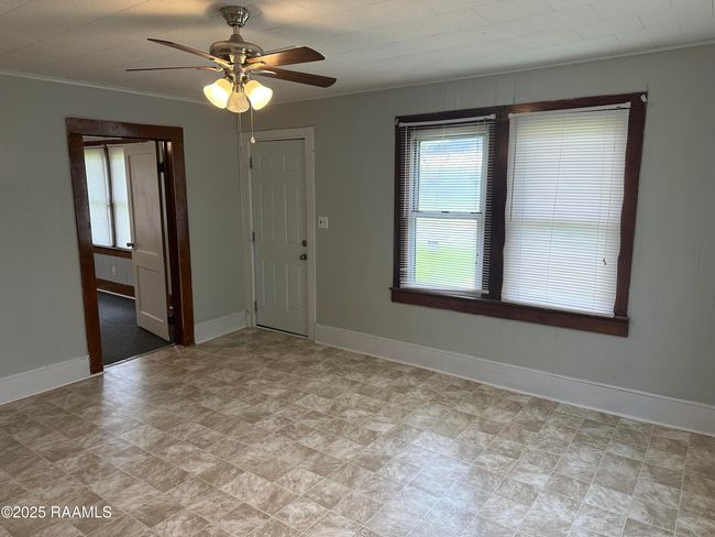 Living Room | Image 5