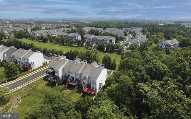 43855 Tattinger Ter, Townhouse with 4 bedrooms, 4 bathrooms and null parking in ASHBURN VA | Image 51