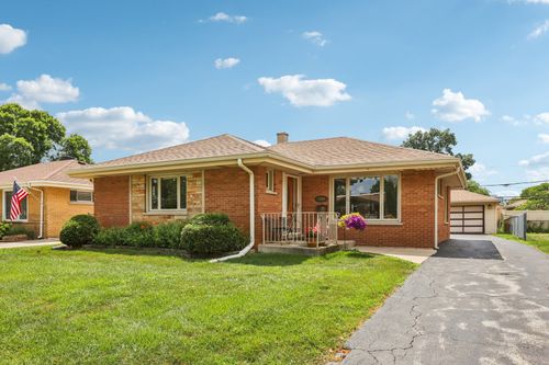 2300 Boeger Ave, Westchester, IL, 60154-5036 | Card Image