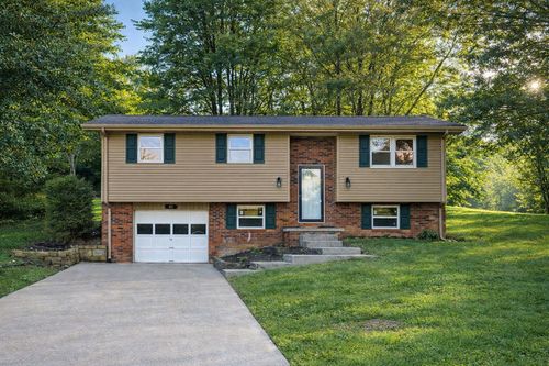 115 Liberty Dr, Mount Vernon, KY, 40456-2145 | Card Image