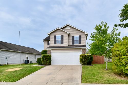 5626 Sweet River Dr, Indianapolis, IN, 46221-5613 | Card Image