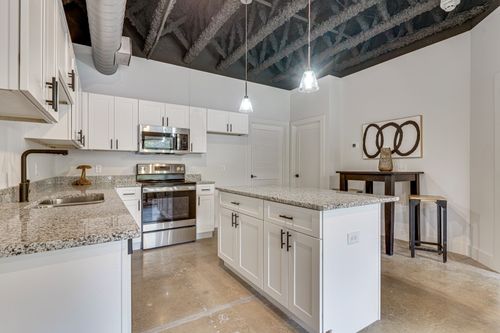 113-295 Plus Park Blvd, Nashville, TN, 37217-1027 | Card Image