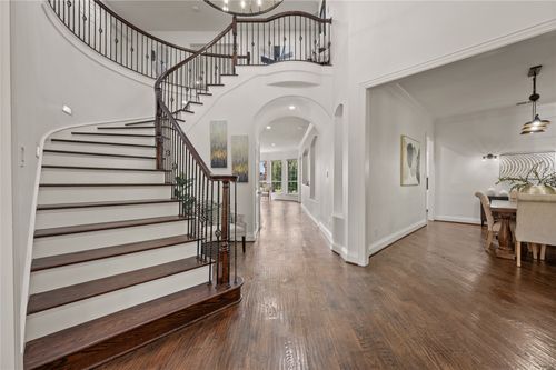 2038 Azalea Trl, Irving, TX, 75063-5510 | Card Image