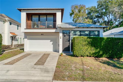 911 Golfview St, Orlando, FL, 32804-6251 | Card Image