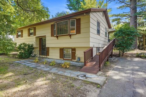 98 Conant Rd, Nashua, NH, 03062-1841 | Card Image