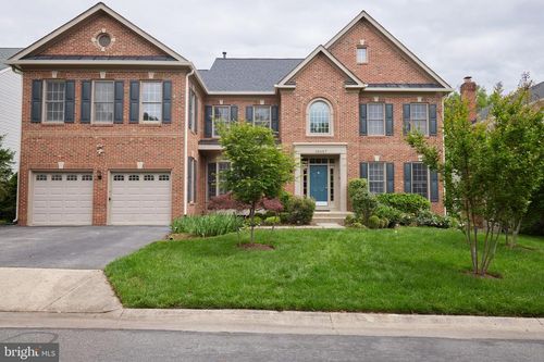 10607 Farmbrooke Ln, ROCKVILLE, MD, 20854-6382 | Card Image