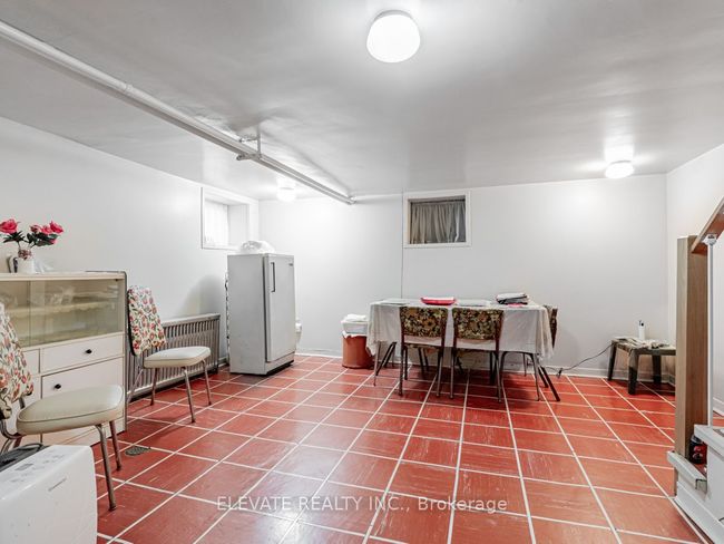 76 Appleton Ave, House other with 3 bedrooms, 2 bathrooms and 1 parking in York. ON | Image 16