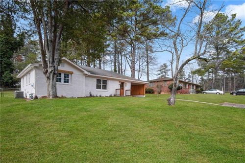 2327 El Paso Rd Sw, Atlanta???, GA, 30331-6905 | Card Image