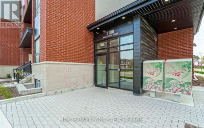 303 - 2100 Bridletowne Cir, Condo with 2 bedrooms, 2 bathrooms and 1 parking in Toronto ON | Image 2