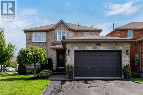 15 Sherwood Court, Barrie (Northwest), ON, L4N9V2 | Card Image