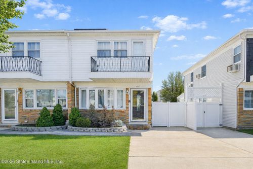 317 Bedford Ave, Staten Island, NY, 10306-5127 | Card Image
