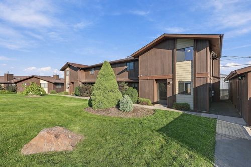 411 Clay St, Cheney, WA, 99004-1964 | Card Image
