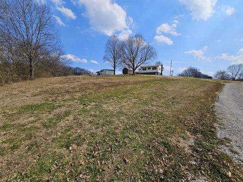 4020 Wade Rd W, Loudon, TN, 37774-3417 | Card Image