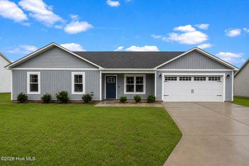 64 Cindy Rd, Richlands, NC, 28574-1150 | Card Image