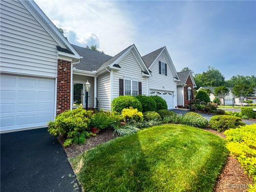102 Carriage Point Ln, Glen Allen, VA, 23059-7466 | Card Image