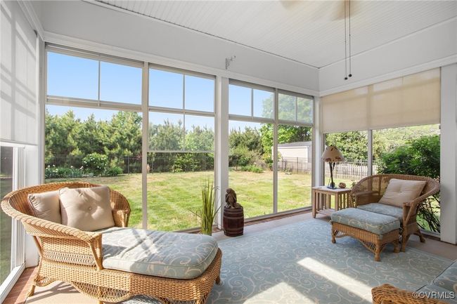 Window/Screened in, all weather enclosed porch | Image 26