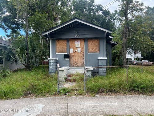 135 W 23rd St, Jacksonville, FL, 32206-2015 | Card Image