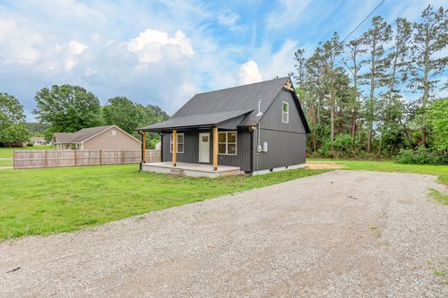 111 Blackwood Dr, Summertown, TN, 38483-3803 | Card Image