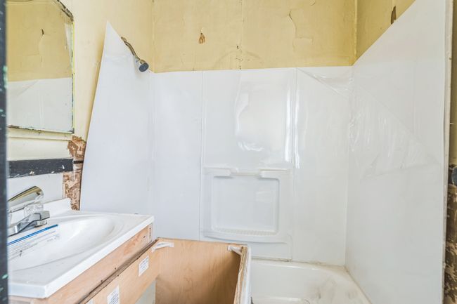 8650 Marcus St, House other with 1 bedrooms, 1 bathrooms and null parking in Detroit MI | Image 13