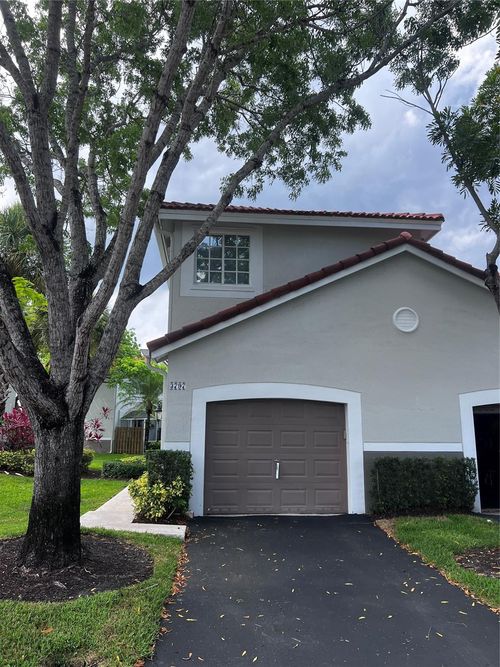 3797-3797 San Simeon Cir, Weston, FL, 33331-5053 | Card Image