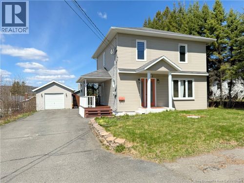 96 44e Ave, Edmundston, NB, E3V3A3 | Card Image