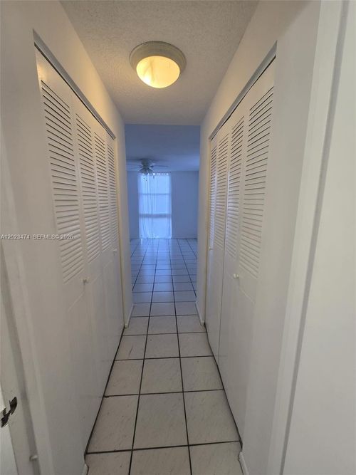b320-16950 W Dixie Hwy, North Miami Beach, FL, 33160-3777 | Card Image