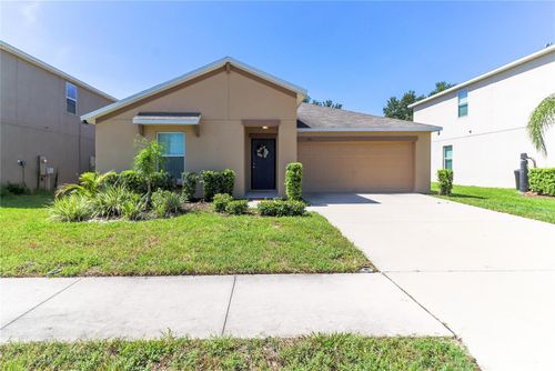 135 Cascade Bend Dr, RUSKIN, FL, 33570-8074 | Card Image