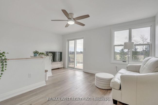 8709 9 Th Line, House other with 3 bedrooms, 3 bathrooms and 8 parking in Utopia ON | Image 7