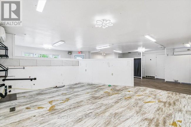 29 Wellington St, Home with 0 bedrooms, 0 bathrooms and 6 parking in Port Burwell ON | Image 16