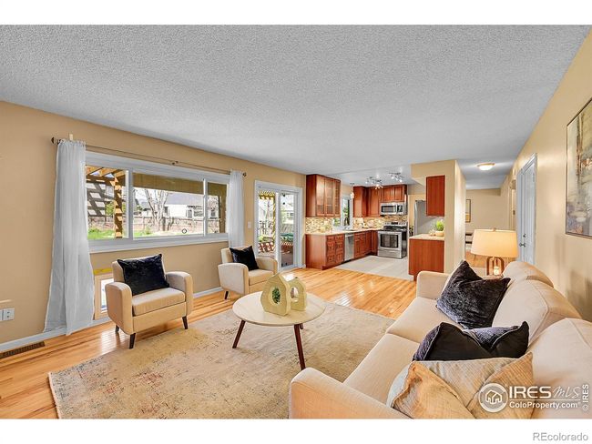 Family Room | Image 11