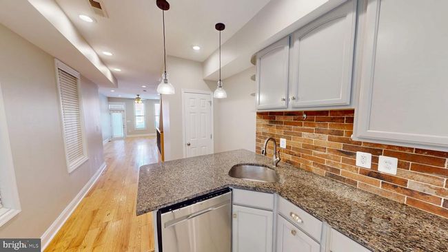 715 S Bouldin St, Townhouse with 3 bedrooms, 4 bathrooms and null parking in BALTIMORE MD | Image 4