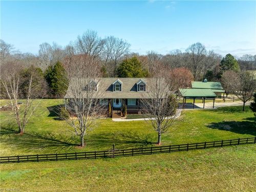 1607 Milling Road, Mocksville, NC, 27028-7403 | Card Image