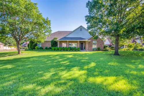 8108 Oak Creek Ln, Denton, TX, 76208-2181 | Card Image
