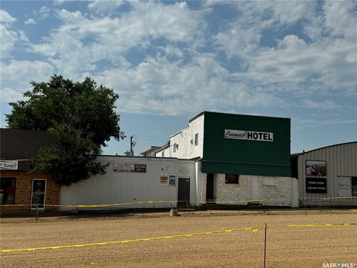 114 Centre St, Coronach, SK, S0H0Z0 | Card Image