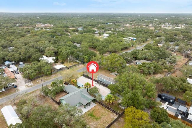 1610 Hardee St, House other with 3 bedrooms, 2 bathrooms and null parking in Rockport TX | Image 37