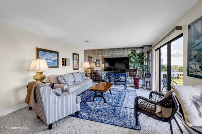 1130Beach#503-5 | Image 21