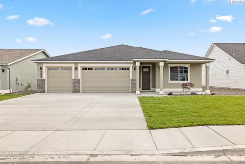 12106 Dunsmuir Dr., Pasco, WA, 99301 | Card Image