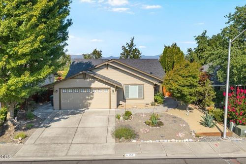 155 Country Hill Dr, Phoenix, OR, 97535-9450 | Card Image